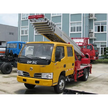 高空作业云梯车