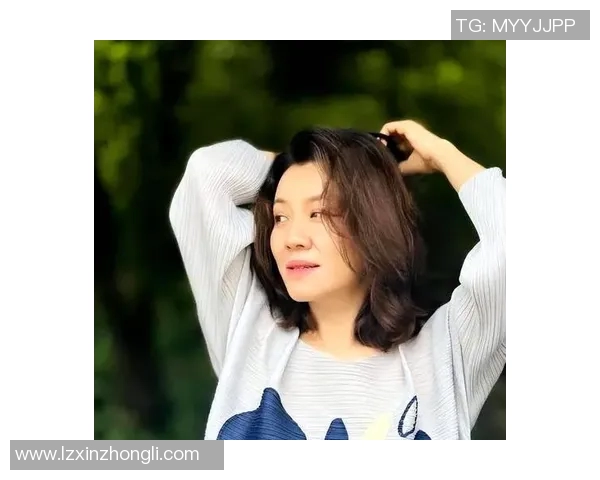 姚明与刘琳的传奇故事:从篮球场到人生舞台的精彩交汇 姚明与刘琳的传奇故事:从篮球场到人生舞台的精彩交汇