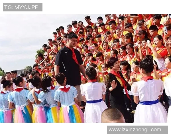 姚明用爱心与行动诠释慈善精神超越篮球场的伟大影响力