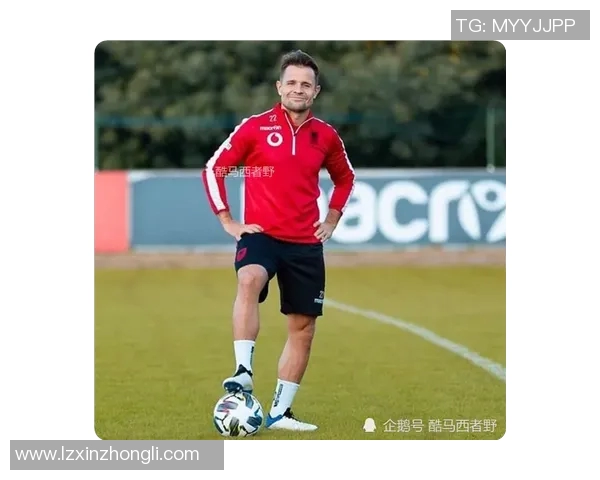 足球明星们的奇葩穿搭风格大揭秘时尚与个性的完美碰撞