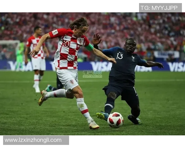 足球明星高清大合集尽显风采与魅力让你领略绿茵场上的传奇瞬间 足球明星高清大合集尽显风采与魅力让你领略绿茵场上的传奇瞬间