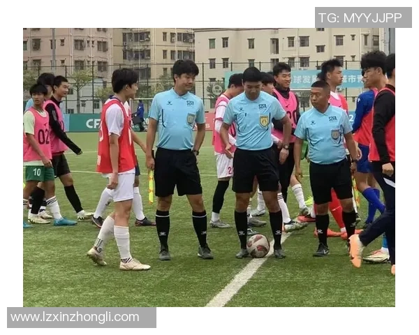 中国足球青年队教练的培养与发展探索助力未来足球人才的崛起